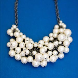 18 inch, Vintage Multi White Faux Pearls Bib Necklace - DX9